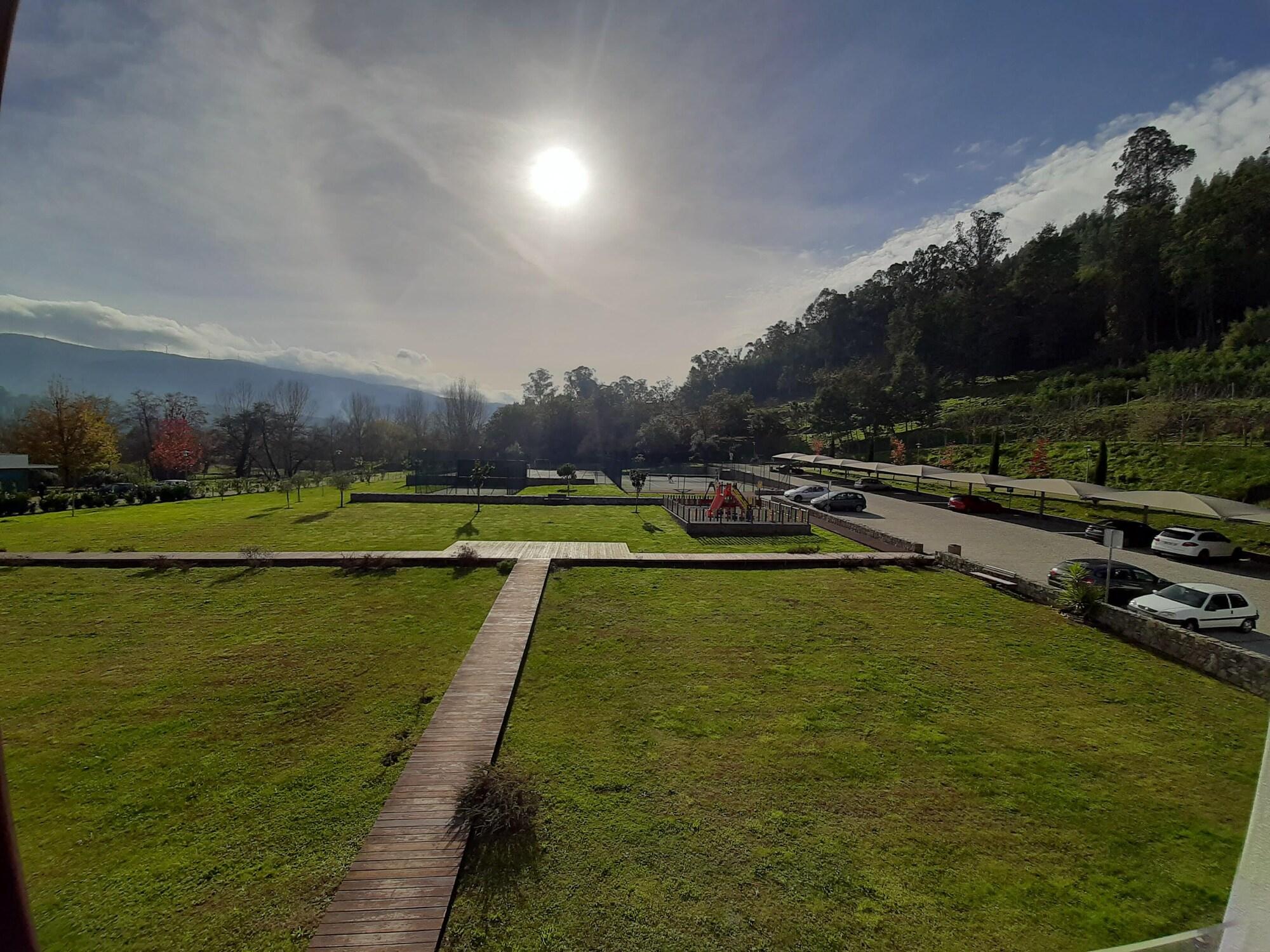 Hotel Parque Serra Da Lousa มิรานดา โด คอร์โว ภายนอก รูปภาพ