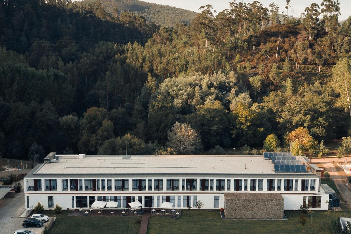 Hotel Parque Serra Da Lousa มิรานดา โด คอร์โว ภายนอก รูปภาพ